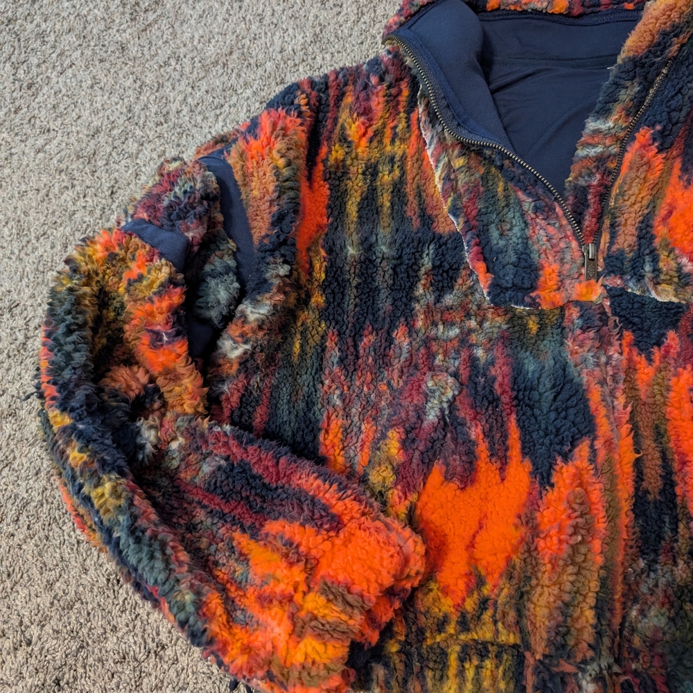 Colorful Fleece Pullover - Picture 2 of 4